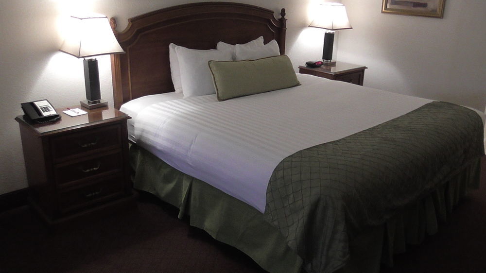 Ramada By Wyndham Kissimmee Downtown Hotel Esterno foto