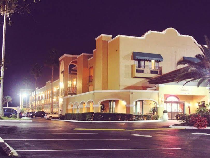 Ramada By Wyndham Kissimmee Downtown Hotel Esterno foto