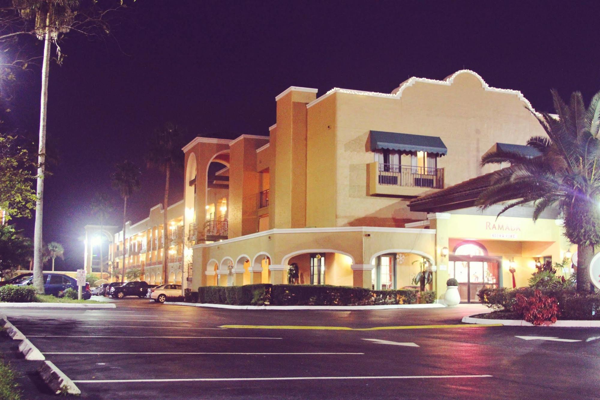 Ramada By Wyndham Kissimmee Downtown Hotel Esterno foto