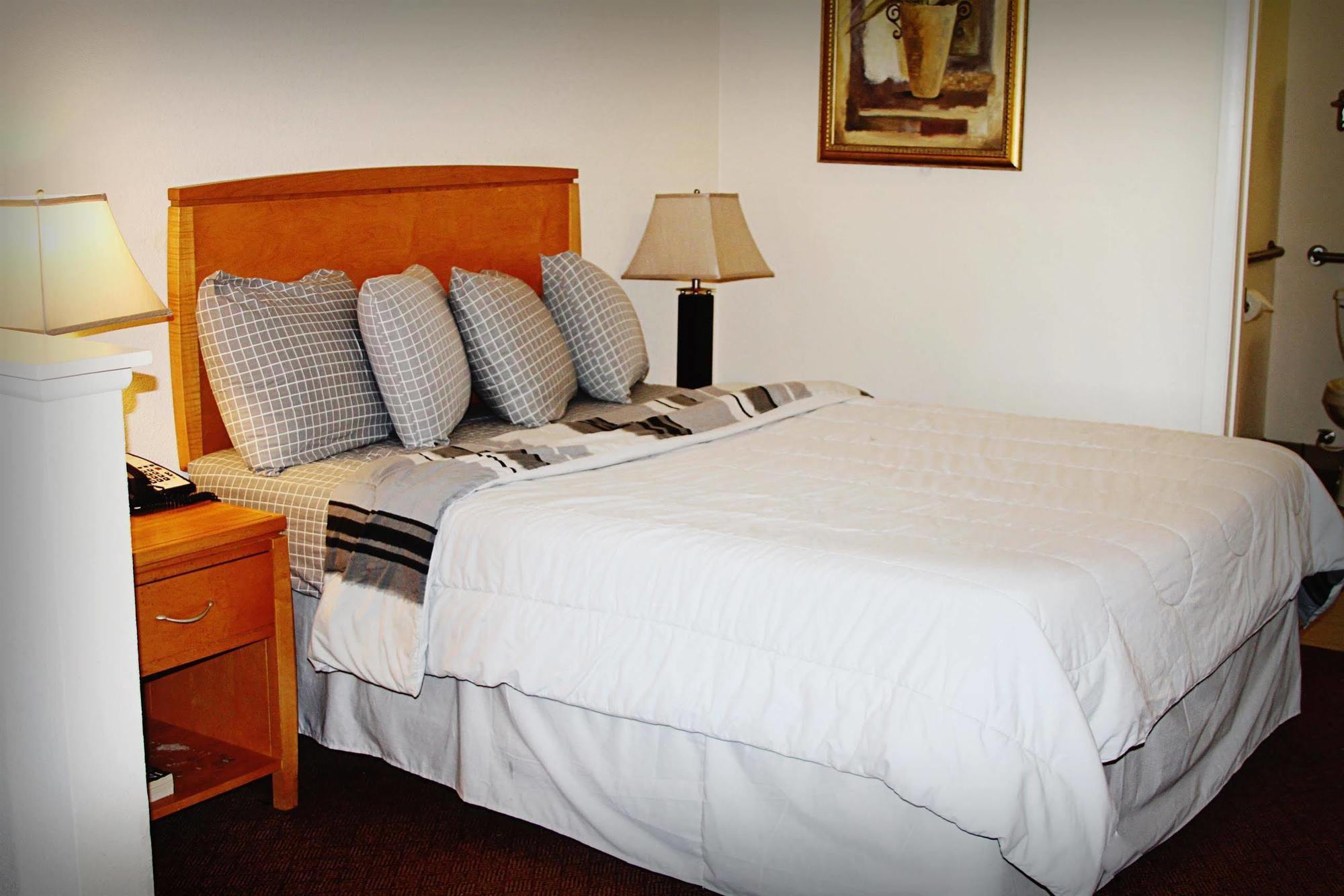 Ramada By Wyndham Kissimmee Downtown Hotel Esterno foto